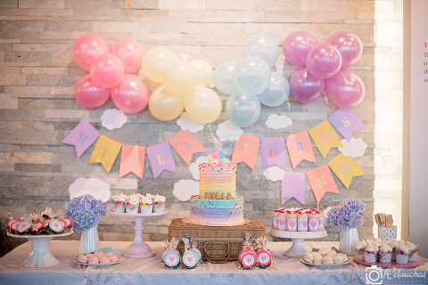 Little Milla one year birthday party at Five, 1 Pickering Street, Singapore photographer, Birthday Cake