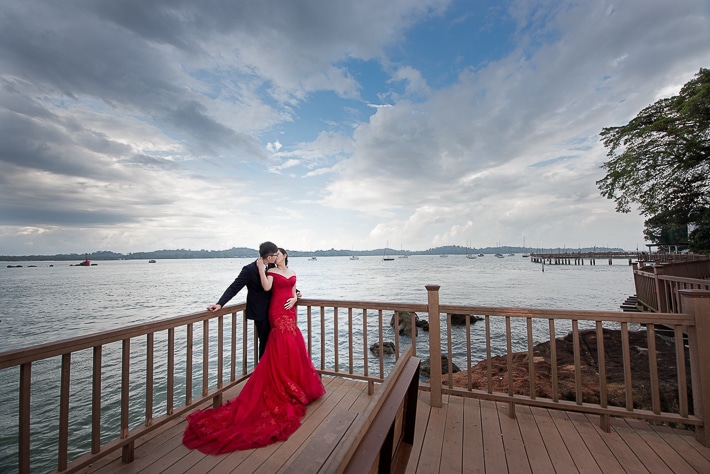 Sin Cheng and Serene Prewedding in Singapore, Changi Board Walk